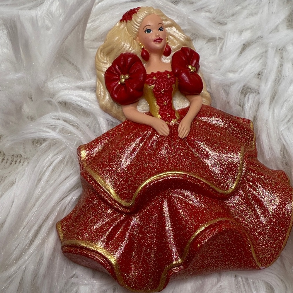 Hallmark Vintage 1995 Holiday Blonde Barbie In Red Dress Pin Brooch